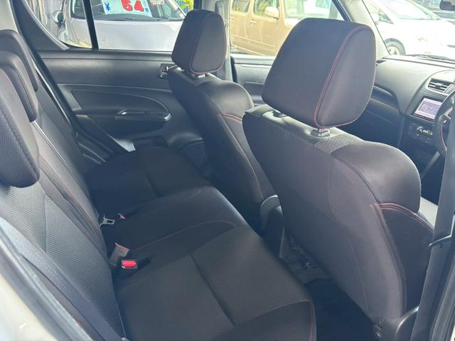 スイフトスポーツ ベースグレード　６ＭＴ　社外ナビ　ワンセグ　ＥＴＣ　プッシュスタート（15枚目）