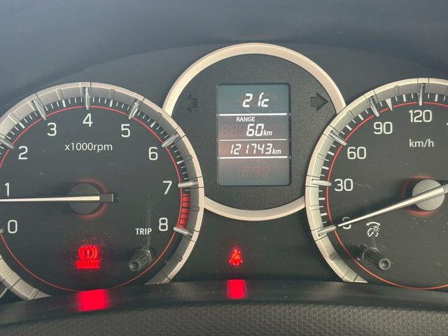 スイフトスポーツ ベースグレード　６ＭＴ　社外ナビ　ワンセグ　ＥＴＣ　プッシュスタート（24枚目）