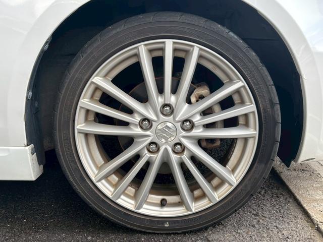 スイフトスポーツ ベースグレード　６ＭＴ　社外ナビ　ワンセグ　ＥＴＣ　プッシュスタート（43枚目）