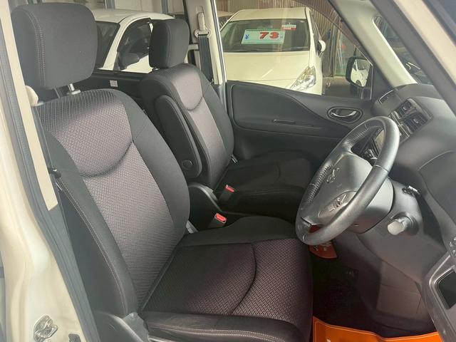 セレナ ハイウェイスター　Ｖセレクション　１年保証　後席モニター　両側電動スライドドア　純正ナビ　バックモニター　ＴＶ　ＥＴＣ　クルーズコントロール　ロールサンシェード　スマートキー　プッシュスタート　オートエアコン（12枚目）