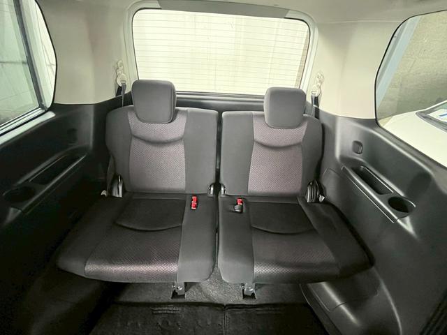 セレナ ハイウェイスター　Ｖセレクション　１年保証　後席モニター　両側電動スライドドア　純正ナビ　バックモニター　ＴＶ　ＥＴＣ　クルーズコントロール　ロールサンシェード　スマートキー　プッシュスタート　オートエアコン（17枚目）