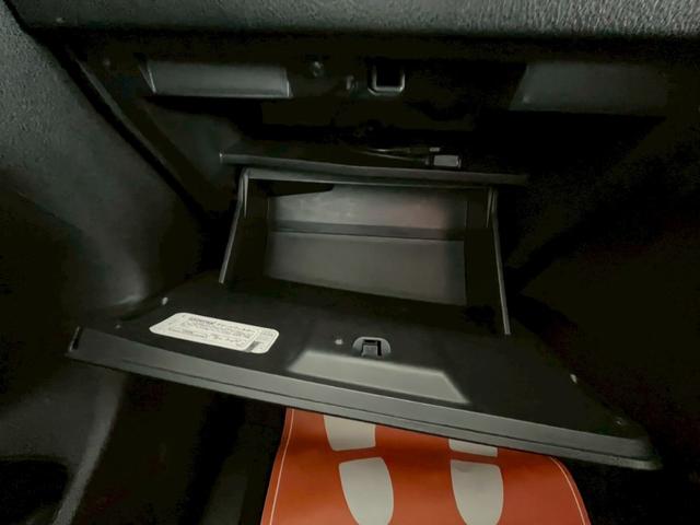 セレナ ハイウェイスター　Ｖセレクション　１年保証　後席モニター　両側電動スライドドア　純正ナビ　バックモニター　ＴＶ　ＥＴＣ　クルーズコントロール　ロールサンシェード　スマートキー　プッシュスタート　オートエアコン（36枚目）