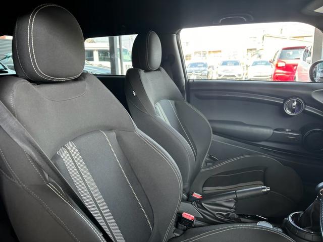 ＭＩＮＩ クーパー　保証１年付　純正ナビ　ＥＴＣ　ドラレコ　禁煙（12枚目）