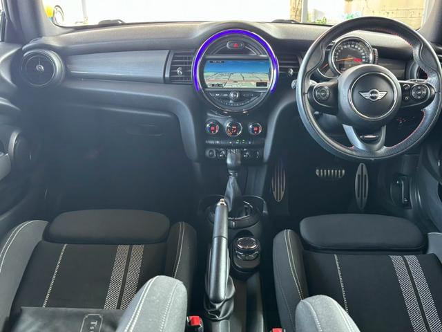 ＭＩＮＩ クーパー　保証１年付　純正ナビ　ＥＴＣ　ドラレコ　禁煙（37枚目）