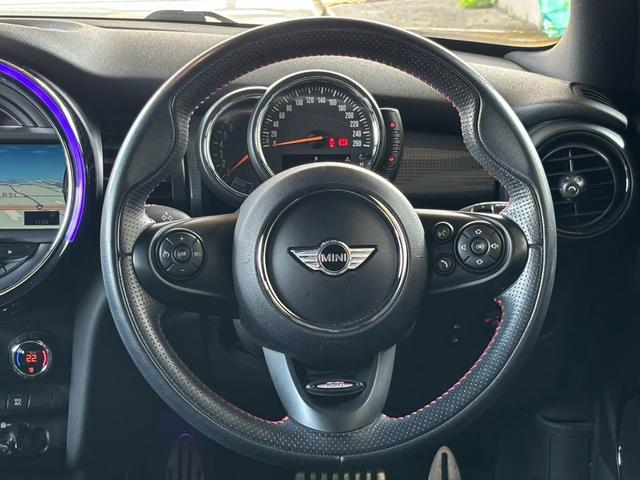 ＭＩＮＩ クーパー　保証１年付　純正ナビ　ＥＴＣ　ドラレコ　禁煙（38枚目）