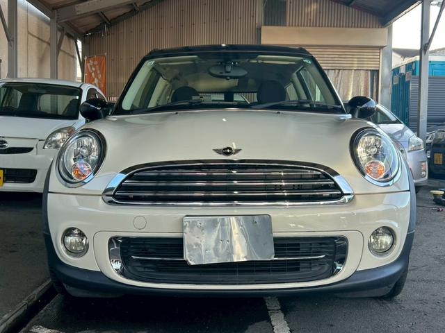 ＭＩＮＩ クーパー　クラブマン　６か月保証付き　ナビ　ＴＶ　ＥＴＣ　黒色オプション　スマートキー　ツートンカラー（3枚目）