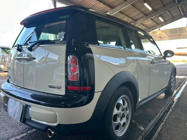 ＭＩＮＩ クーパー　クラブマン　６か月保証付き　ナビ　ＴＶ　ＥＴＣ　黒色オプション　スマートキー　ツートンカラー（4枚目）
