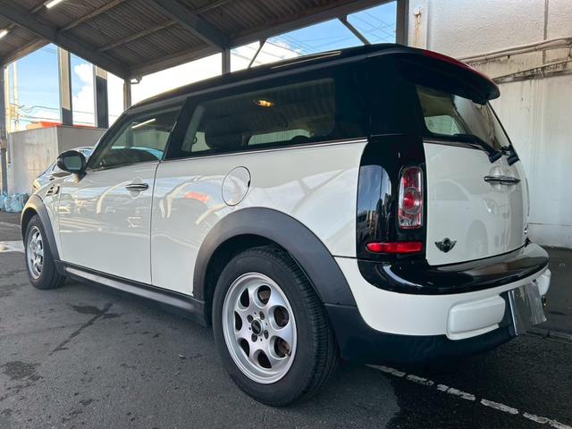 ＭＩＮＩ クーパー　クラブマン　６か月保証付き　ナビ　ＴＶ　ＥＴＣ　黒色オプション　スマートキー　ツートンカラー（7枚目）