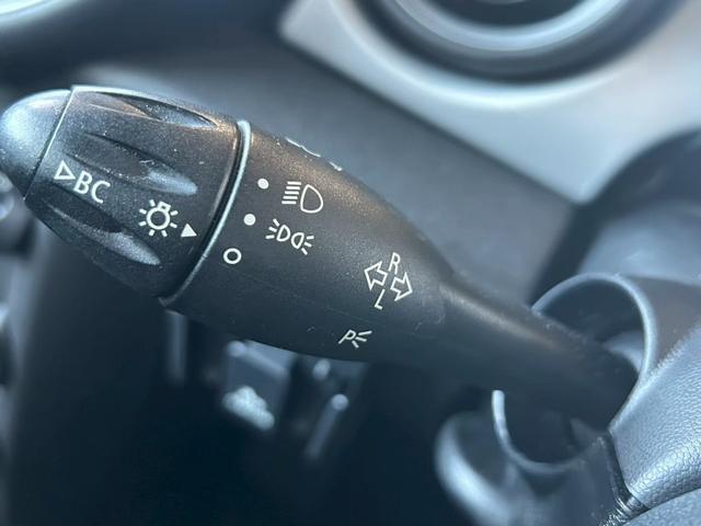 ＭＩＮＩ クーパー　クラブマン　６か月保証付き　ナビ　ＴＶ　ＥＴＣ　黒色オプション　スマートキー　ツートンカラー（23枚目）