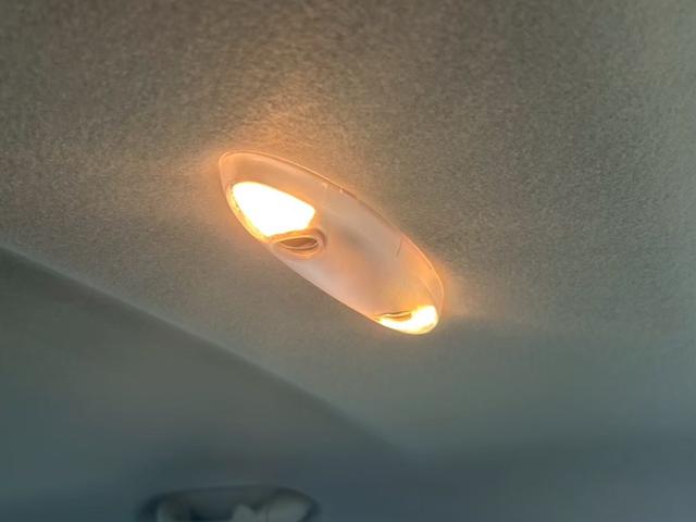 ＭＩＮＩ クーパー　クラブマン　６か月保証付き　ナビ　ＴＶ　ＥＴＣ　黒色オプション　スマートキー　ツートンカラー（35枚目）