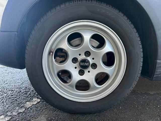 ＭＩＮＩ クーパー　クラブマン　６か月保証付き　ナビ　ＴＶ　ＥＴＣ　黒色オプション　スマートキー　ツートンカラー（38枚目）