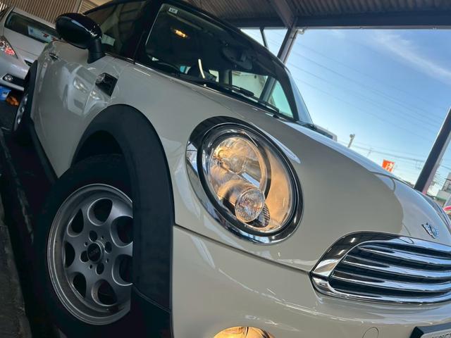 ＭＩＮＩ クーパー　クラブマン　６か月保証付き　ナビ　ＴＶ　ＥＴＣ　黒色オプション　スマートキー　ツートンカラー（39枚目）