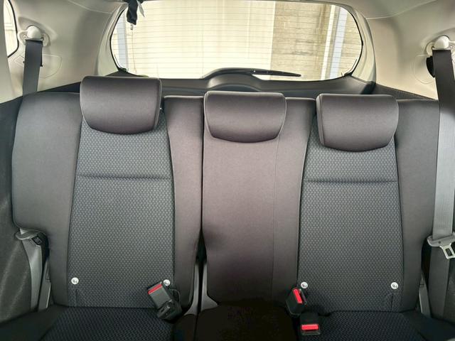 フィット 13G・Fパッケージ 1年保証 純正ナビ Bカメラ ETC BT プッシュスタート(23枚目)