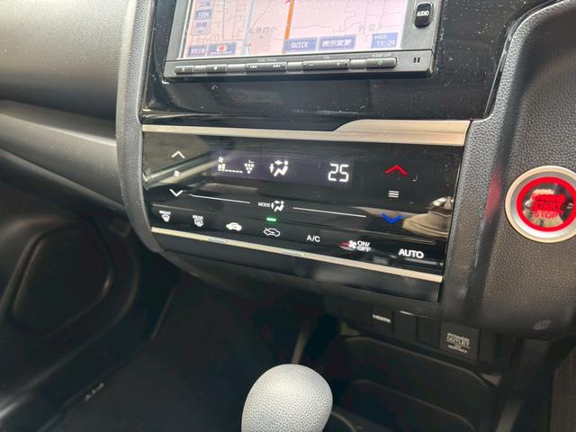 フィット 13G・Fパッケージ 1年保証 純正ナビ Bカメラ ETC BT プッシュスタート(34枚目)