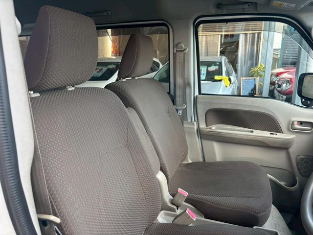 ＮＶ１００クリッパーバン ＧＸ４ＷＤ　１年保証　純正ナビ　Ｂカメラ　アームレスト　ハイルーフ　４ＷＤ（13枚目）