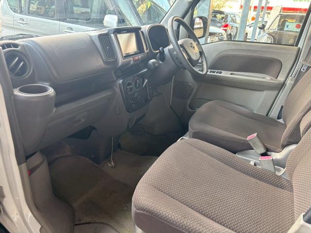 ＮＶ１００クリッパーバン ＧＸ４ＷＤ　１年保証　純正ナビ　Ｂカメラ　アームレスト　ハイルーフ　４ＷＤ（14枚目）