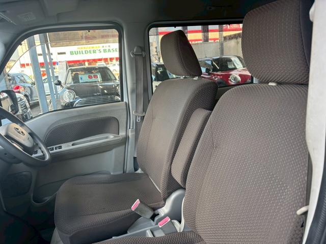 ＮＶ１００クリッパーバン ＧＸ４ＷＤ　１年保証　純正ナビ　Ｂカメラ　アームレスト　ハイルーフ　４ＷＤ（15枚目）