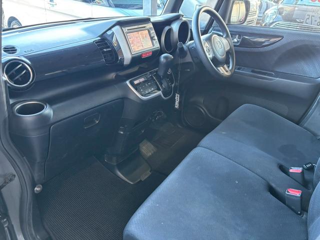 Ｎ－ＢＯＸカスタム Ｇ・Ｌパッケージ　１年保証　純正ナビ　Ｂカメラ　ワンセグ　ドラレコ前　プッシュスタート　片側パワースライドドア（16枚目）