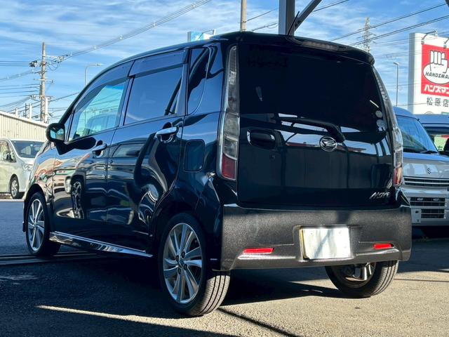 ムーヴ カスタム　ＲＳ　１年保証　社外ナビ　フルセグＴＶ　ＥＴＣ　純正１６インチアルミホイール　プッシュスタート　運転席シートリフター　プライバシーガラス　オートヘッドライト　ＭＯＭＯ製革巻きステアリング（7枚目）