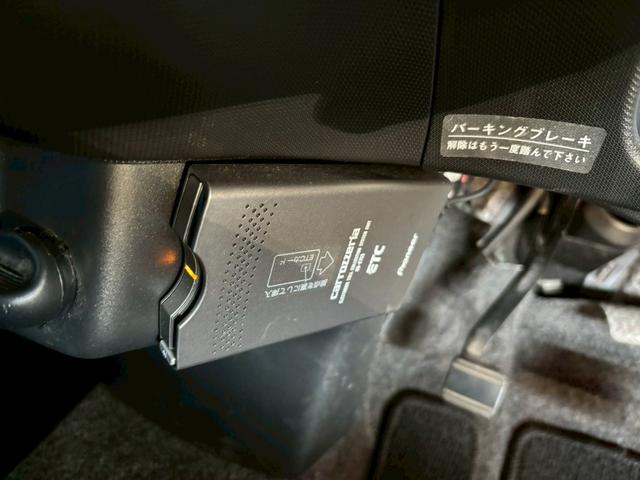 ムーヴ カスタム　ＲＳ　１年保証　社外ナビ　フルセグＴＶ　ＥＴＣ　純正１６インチアルミホイール　プッシュスタート　運転席シートリフター　プライバシーガラス　オートヘッドライト　ＭＯＭＯ製革巻きステアリング（39枚目）