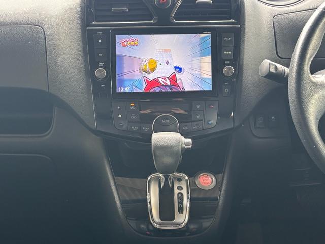 セレナ ハイウェイスター Vセレクション+セーフティ SHV 1年保証 純正8インチナビ アラウンドビューモニター フリップダウンモニター クルコン ETC フルセグ プッシュスタート シートヒーター 両側パワースライドドア(15枚目)