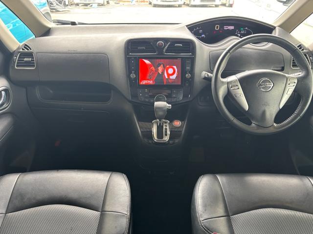 セレナ ハイウェイスター Vセレクション+セーフティ SHV 1年保証 純正8インチナビ アラウンドビューモニター フリップダウンモニター クルコン ETC フルセグ プッシュスタート シートヒーター 両側パワースライドドア(16枚目)