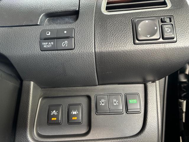 セレナ ハイウェイスター Vセレクション+セーフティ SHV 1年保証 純正8インチナビ アラウンドビューモニター フリップダウンモニター クルコン ETC フルセグ プッシュスタート シートヒーター 両側パワースライドドア(31枚目)