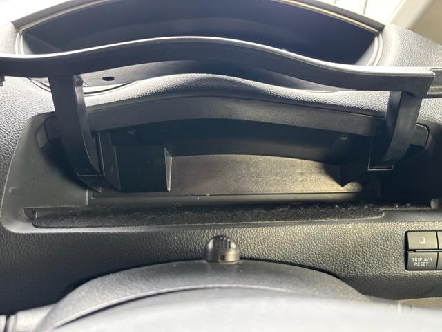 セレナ ハイウェイスター Vセレクション+セーフティ SHV 1年保証 純正8インチナビ アラウンドビューモニター フリップダウンモニター クルコン ETC フルセグ プッシュスタート シートヒーター 両側パワースライドドア(38枚目)