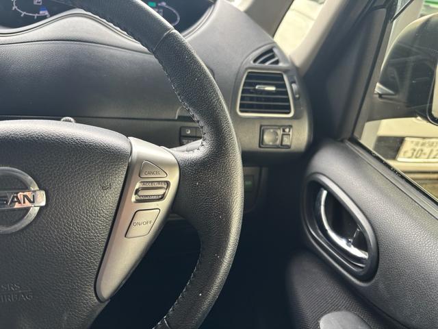 セレナ ハイウェイスター Vセレクション+セーフティ SHV 1年保証 純正8インチナビ アラウンドビューモニター フリップダウンモニター クルコン ETC フルセグ プッシュスタート シートヒーター 両側パワースライドドア(42枚目)