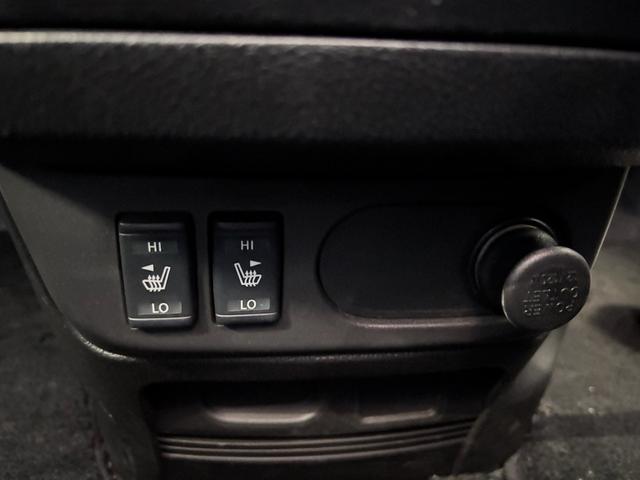 セレナ ハイウェイスター Vセレクション+セーフティ SHV 1年保証 純正8インチナビ アラウンドビューモニター フリップダウンモニター クルコン ETC フルセグ プッシュスタート シートヒーター 両側パワースライドドア(43枚目)