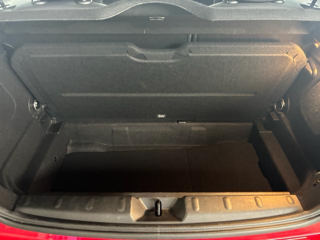 ＭＩＮＩ クーパーＤ　半年保証　純正ナビ　Ｂカメラ　ドラレコ前後　ＥＴＣ　Ｂｌｕｅｔｏｏｔｈ　クルコン　純正アルミホイール　アームレスト　インテリジェントセーフティー（12枚目）