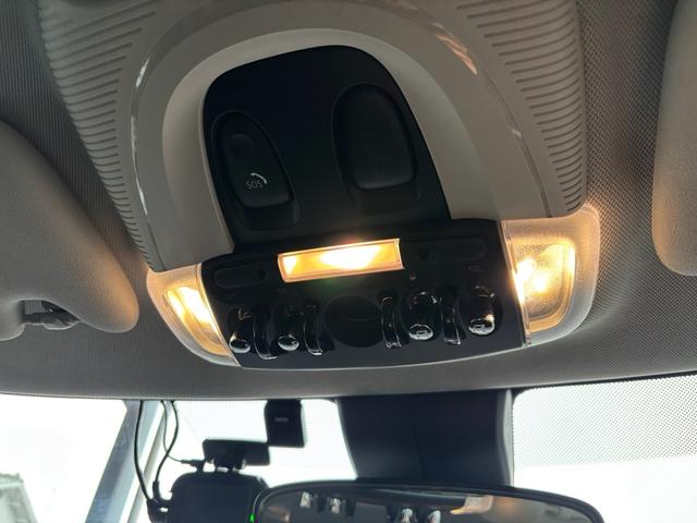 ＭＩＮＩ クーパーＤ　半年保証　純正ナビ　Ｂカメラ　ドラレコ前後　ＥＴＣ　Ｂｌｕｅｔｏｏｔｈ　クルコン　純正アルミホイール　アームレスト　インテリジェントセーフティー（39枚目）