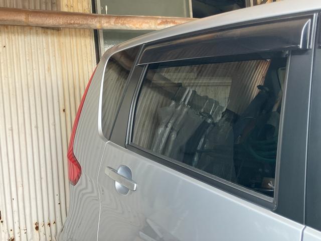 デイズ S オートマチックトランスミッション パワーステアリング アイドリングストップ キーレスエントリー 助手席エアバッグ 運転席エアバッグ パワーウィンドウ エアコン CVT(5枚目)