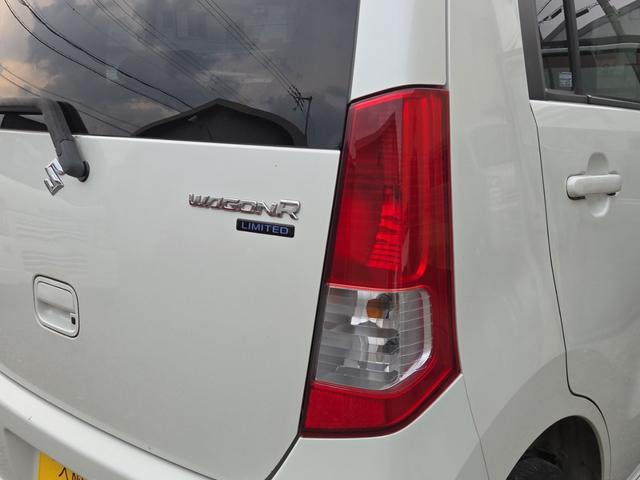 ワゴンR FXリミテッド FXリミテッド ETC ATキーレスエントリー ベンチシート フルフラット エアロ プッシュスタート ミラーウインカー エアコン パワーウィンドウ パワーステアリング ドアバイザー 盗難防止システム(22枚目)