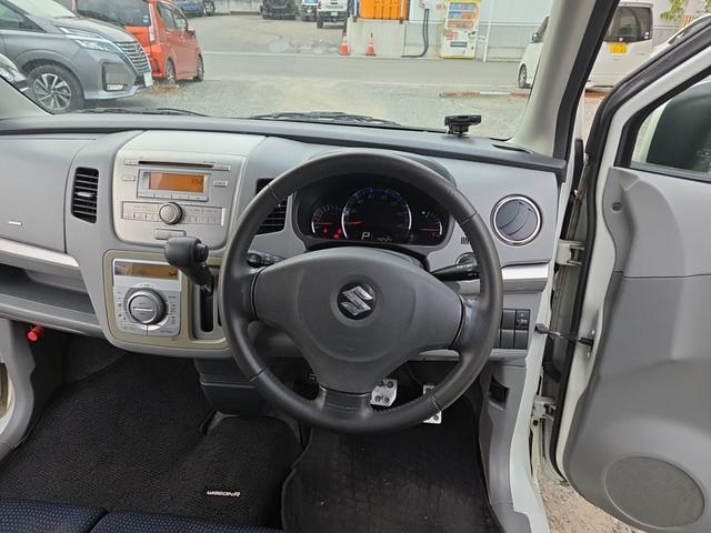 ワゴンR FXリミテッド FXリミテッド ETC ATキーレスエントリー ベンチシート フルフラット エアロ プッシュスタート ミラーウインカー エアコン パワーウィンドウ パワーステアリング ドアバイザー 盗難防止システム(30枚目)