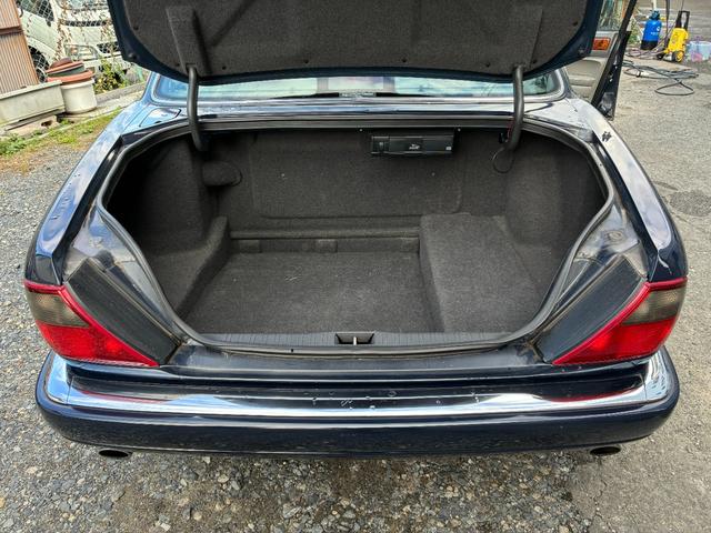 ＸＪ ＸＪ６－３．２Ｓ　ＣＳ認定済み　走行６５８００ｋｍ　禁煙車　ユーザー買取車　修復歴有り（22枚目）