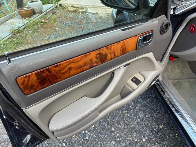 ＸＪ ＸＪ６－３．２Ｓ　ＣＳ認定済み　走行６５８００ｋｍ　禁煙車　ユーザー買取車　修復歴有り（30枚目）