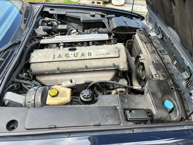 ＸＪ ＸＪ６－３．２Ｓ　ＣＳ認定済み　走行６５８００ｋｍ　禁煙車　ユーザー買取車　修復歴有り（35枚目）