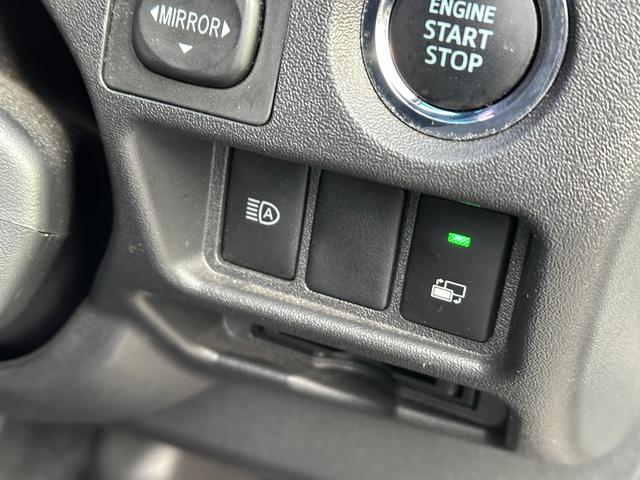 ハイエースバン スーパーＧＬ　ダークプライムＩＩ　ローダウン仕様／社外アルミホイール／ベッドキット付き／車中泊／カスタム車両／ガソリン車／両側スライドドア／シートカバー／パールホワイト車両（38枚目）