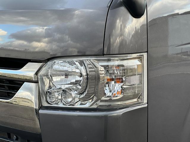 ハイエースバン スーパーＧＬ　ダークプライムＩＩ　ローダウン仕様／ＫＢＲＡＣＩＮＧ／カスタム車両／ベッドキット付き／ディーゼル車／車中泊／ヴィンテージ仕様／両側パワースライドドア（10枚目）