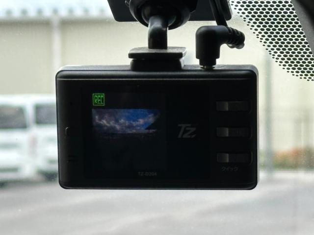 ハイエースバン スーパーＧＬ　ダークプライムＩＩ　ローダウン仕様／ＫＢＲＡＣＩＮＧ／カスタム車両／ベッドキット付き／ディーゼル車／車中泊／ヴィンテージ仕様／両側パワースライドドア（32枚目）