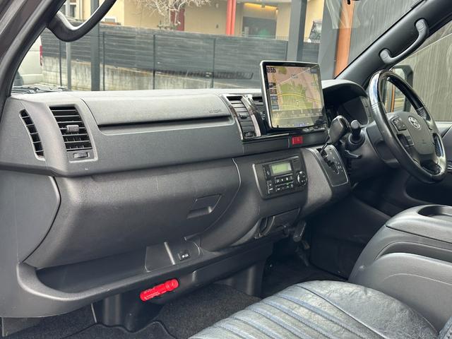 ハイエースバン スーパーＧＬ　ダークプライムＩＩ　ローダウン仕様／ＫＢＲＡＣＩＮＧ／カスタム車両／ベッドキット付き／ディーゼル車／車中泊／ヴィンテージ仕様／両側パワースライドドア（39枚目）