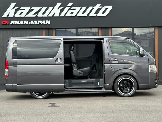 ハイエースバン スーパーＧＬ　ダークプライムＩＩ　ローダウン仕様／ＫＢＲＡＣＩＮＧ／カスタム車両／ベッドキット付き／ディーゼル車／車中泊／ヴィンテージ仕様／両側パワースライドドア（49枚目）