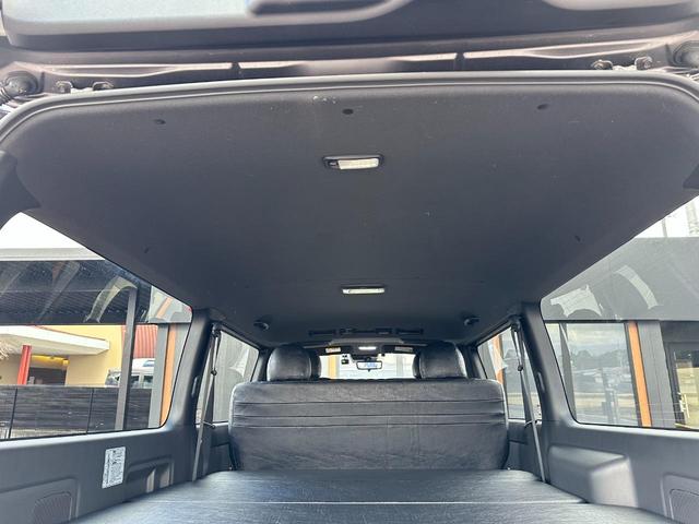 ハイエースバン スーパーＧＬ　ダークプライムＩＩ　ローダウン仕様／ＫＢＲＡＣＩＮＧ／カスタム車両／ベッドキット付き／ディーゼル車／車中泊／ヴィンテージ仕様／両側パワースライドドア（53枚目）