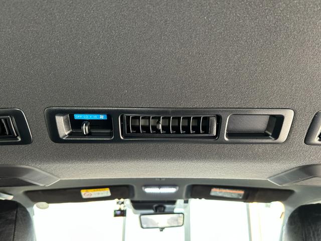 ハイエースバン スーパーＧＬ　ダークプライムＩＩ　ローダウン仕様／ＫＢＲＡＣＩＮＧ／カスタム車両／ベッドキット付き／ディーゼル車／車中泊／ヴィンテージ仕様／両側パワースライドドア（62枚目）