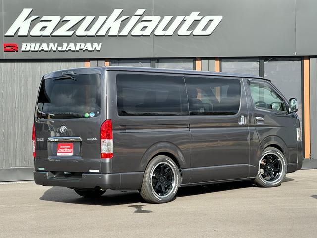 ハイエースバン スーパーＧＬ　ダークプライムＩＩ　ローダウン仕様／ＫＢＲＡＣＩＮＧ／カスタム車両／ベッドキット付き／ディーゼル車／車中泊／ヴィンテージ仕様／両側パワースライドドア（64枚目）