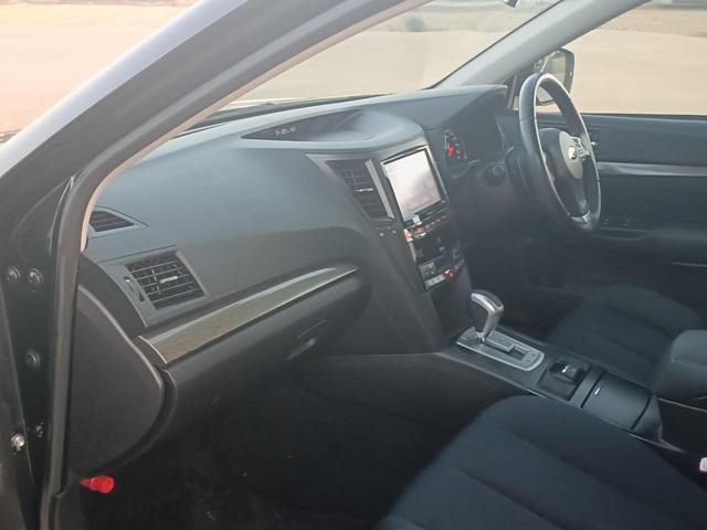 レガシィツーリングワゴン ２．５ｉアイサイト　ｔＳ　４ＷＤ　ＨＤＤナビ　フルセグＴＶ　リアカメラ　スマートキー　ＨＩＤヘッドライト　衝突軽減ブレーキ　Ｂｌｕｅｔｏｏｔｈ　ＡＣＣ　純正１７インチアルミ　ＥＴＣ（46枚目）