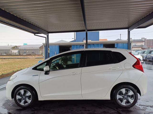 ���I�����C�����k�͎��ۂɓX�܂ł��Ԃ����������������Ɠ����悤�ɂ��Ԃ̏ڍׂ��c�ƃX�^�b�t�Ƃ��Ƃ肵�Ȃ���m�F�����܂��B�C�ɂȂ�ӏ��̓��A���^�C���ł������������܂��̂ň��S���ĎԑI�т��o���܂��B