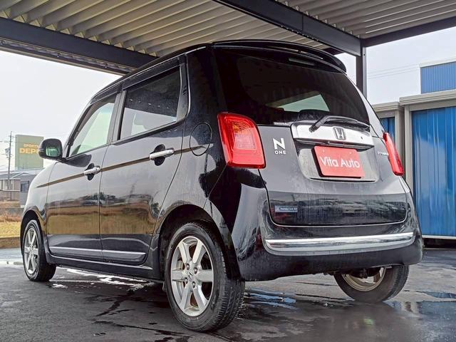 Ｎ－ＯＮＥ プレミアム　ＳＳパッケージ　メモリーナビ　フルセグＴＶ　リアカメラ　スマートキー　ＨＩＤヘッドライト　シートヒーター　Ｂｌｕｅｔｏｏｔｈ　純正１４インチアルミ　ＥＴＣ（10枚目）