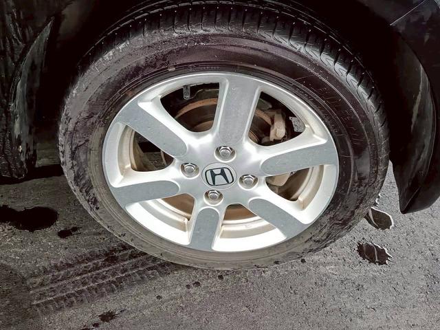 Ｎ－ＯＮＥ プレミアム　ＳＳパッケージ　メモリーナビ　フルセグＴＶ　リアカメラ　スマートキー　ＨＩＤヘッドライト　シートヒーター　Ｂｌｕｅｔｏｏｔｈ　純正１４インチアルミ　ＥＴＣ（16枚目）